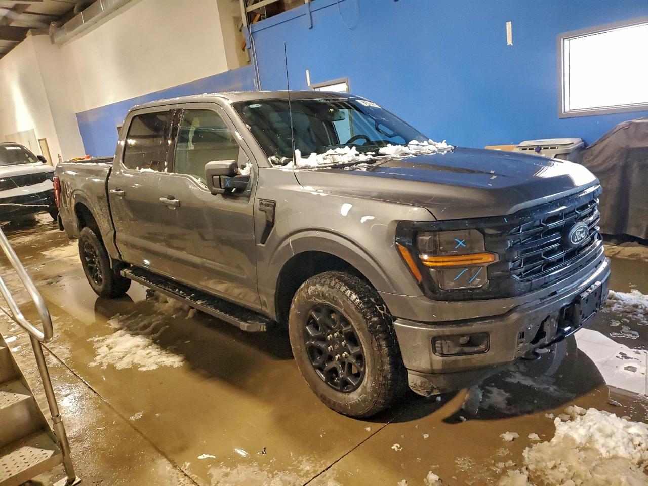 2024 FORD F150 XLT photo 4