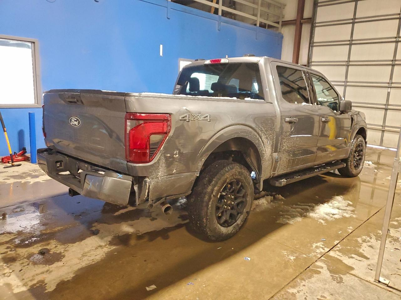 2024 FORD F150 XLT photo 3