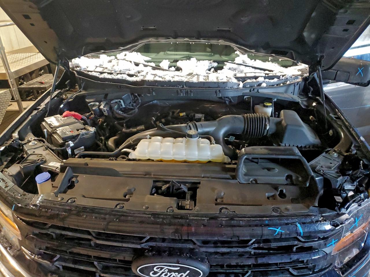 2024 FORD F150 XLT photo 11