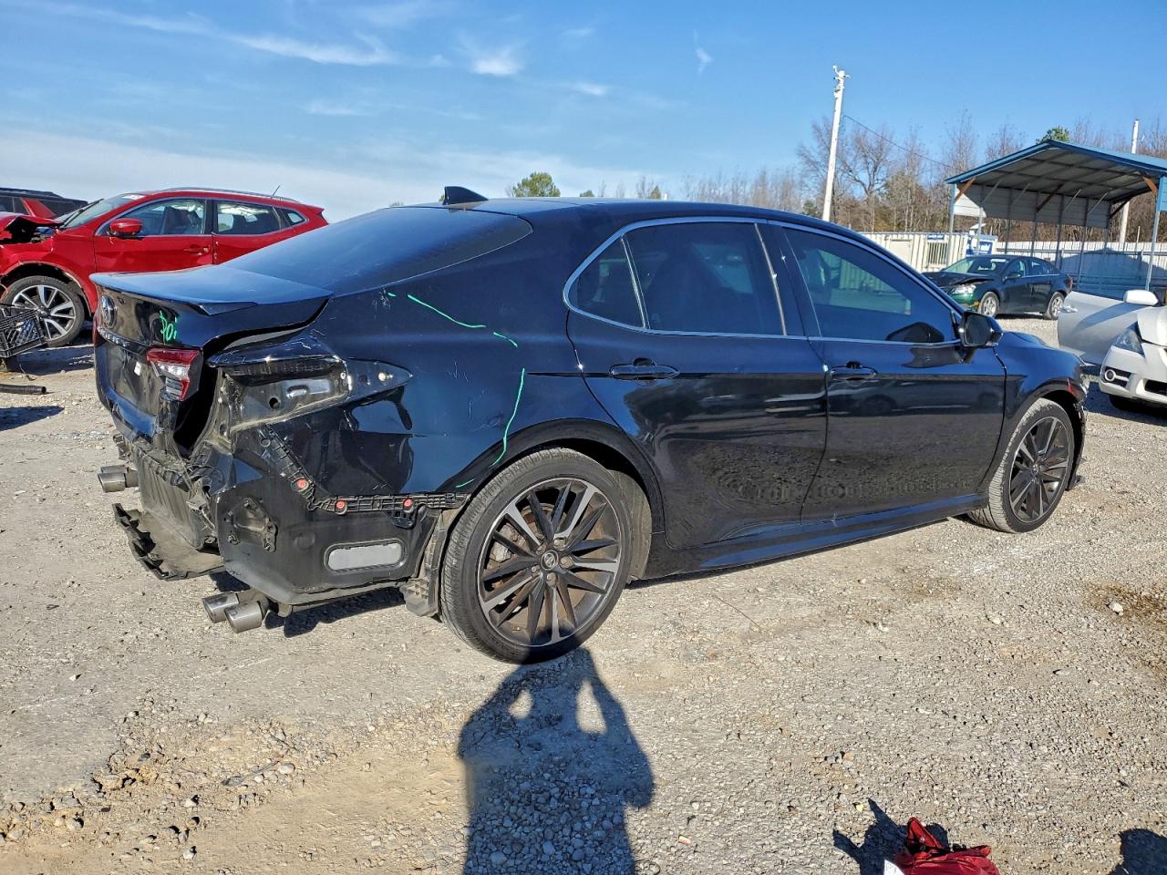2018 TOYOTA CAMRY XSE photo 5