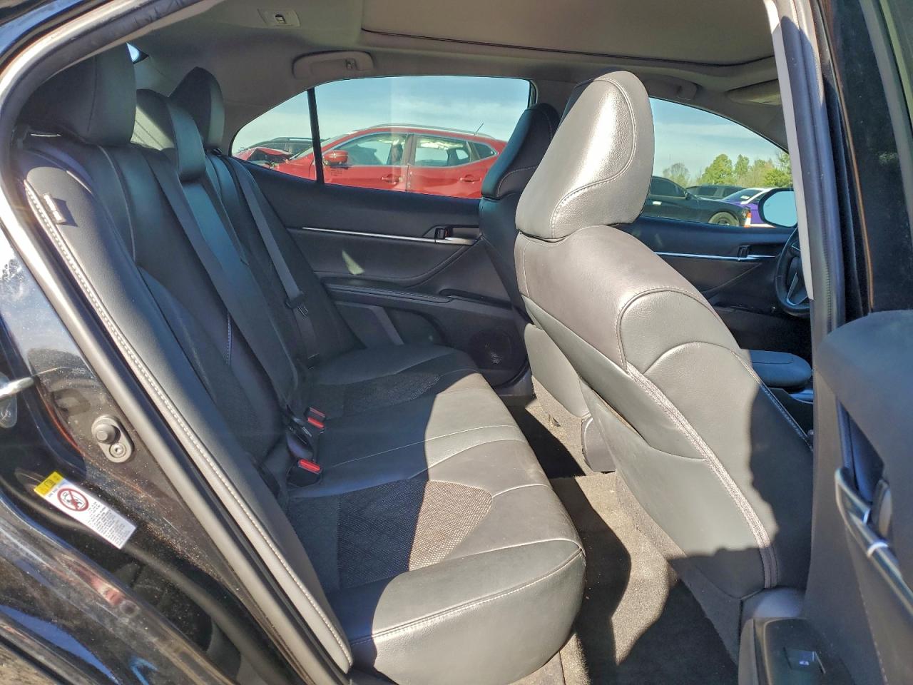 2018 TOYOTA CAMRY XSE photo 19