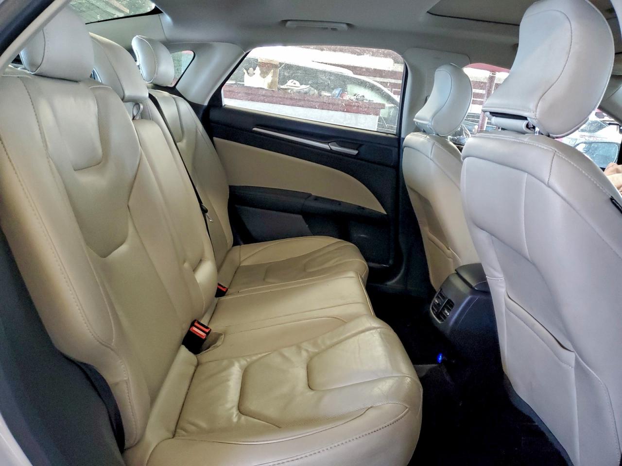 2017 FORD FUSION TITANIUM photo 10