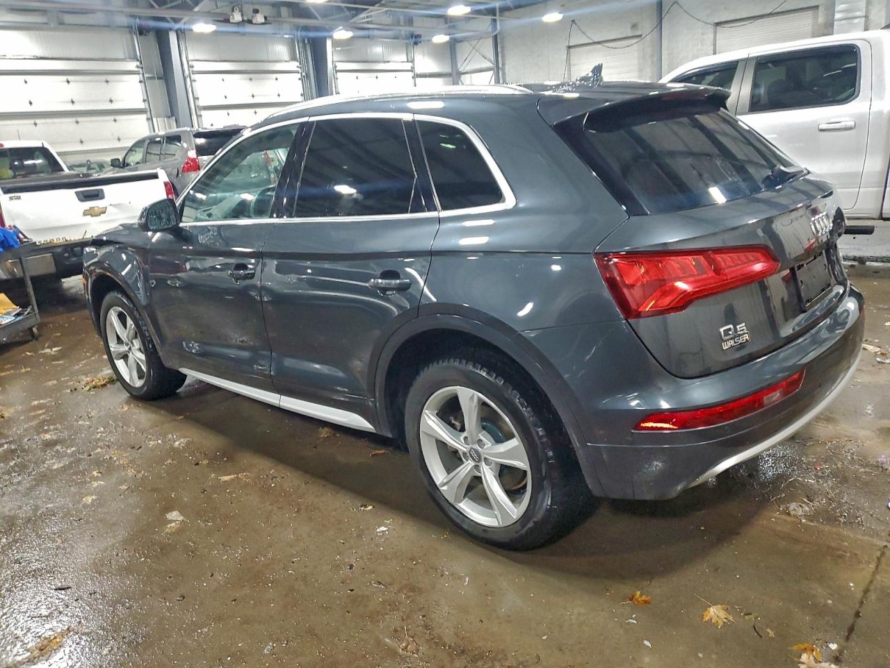 2018 AUDI Q5 PREMIUM PLUS photo 2