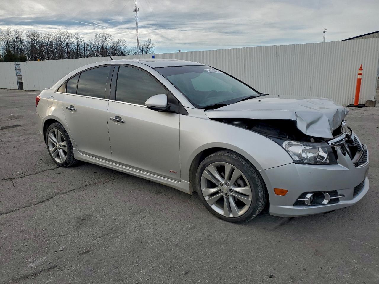 2014 CHEVROLET CRUZE LTZ photo 4