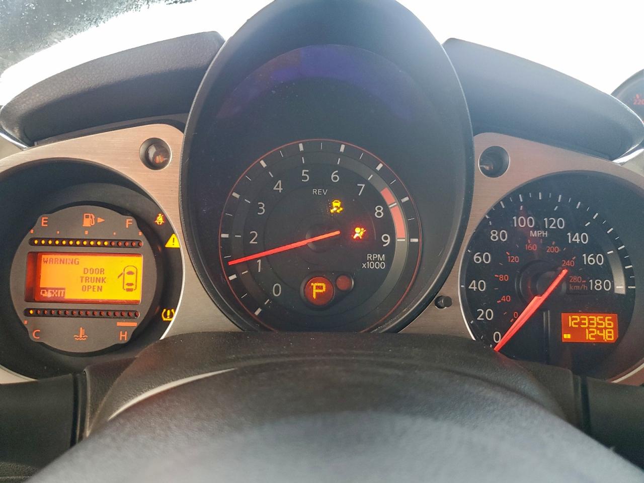 2013 NISSAN 370Z BASE photo 9