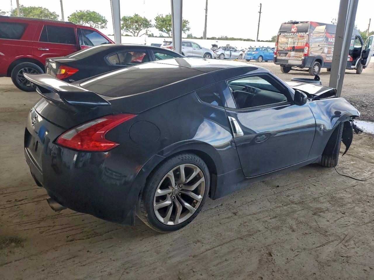 2013 NISSAN 370Z BASE photo 3