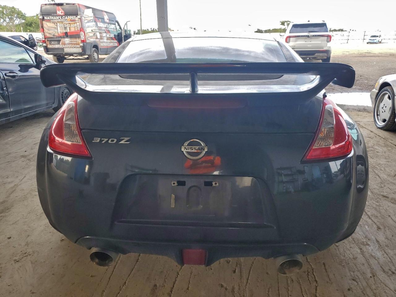 2013 NISSAN 370Z BASE photo 6