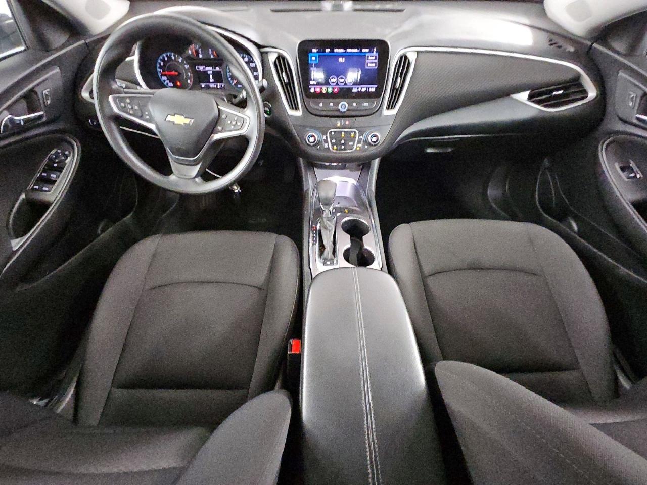 2023 CHEVROLET MALIBU LT photo 8