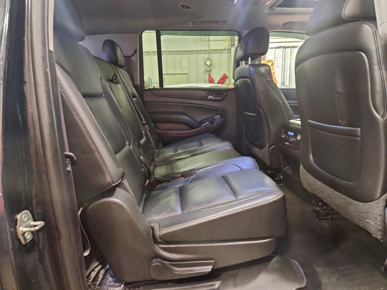 2015 GMC YUKON XL K1500 SLT photo 11