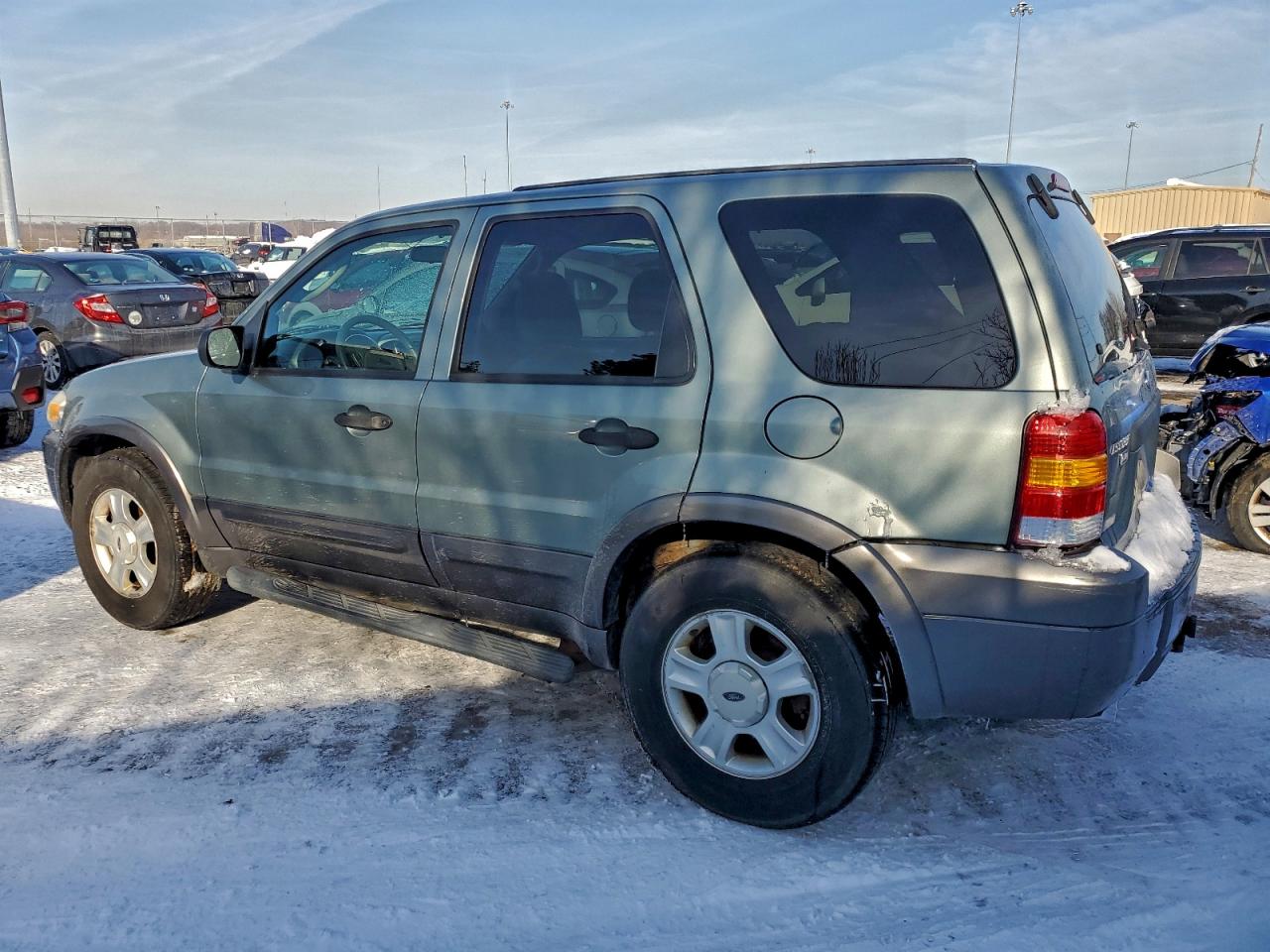2006 FORD ESCAPE XLT photo 2