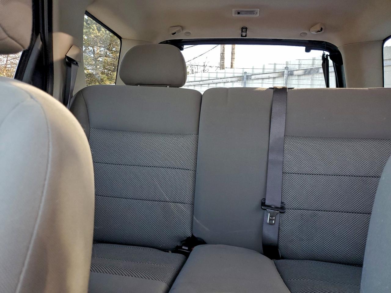 2006 FORD ESCAPE XLT photo 10