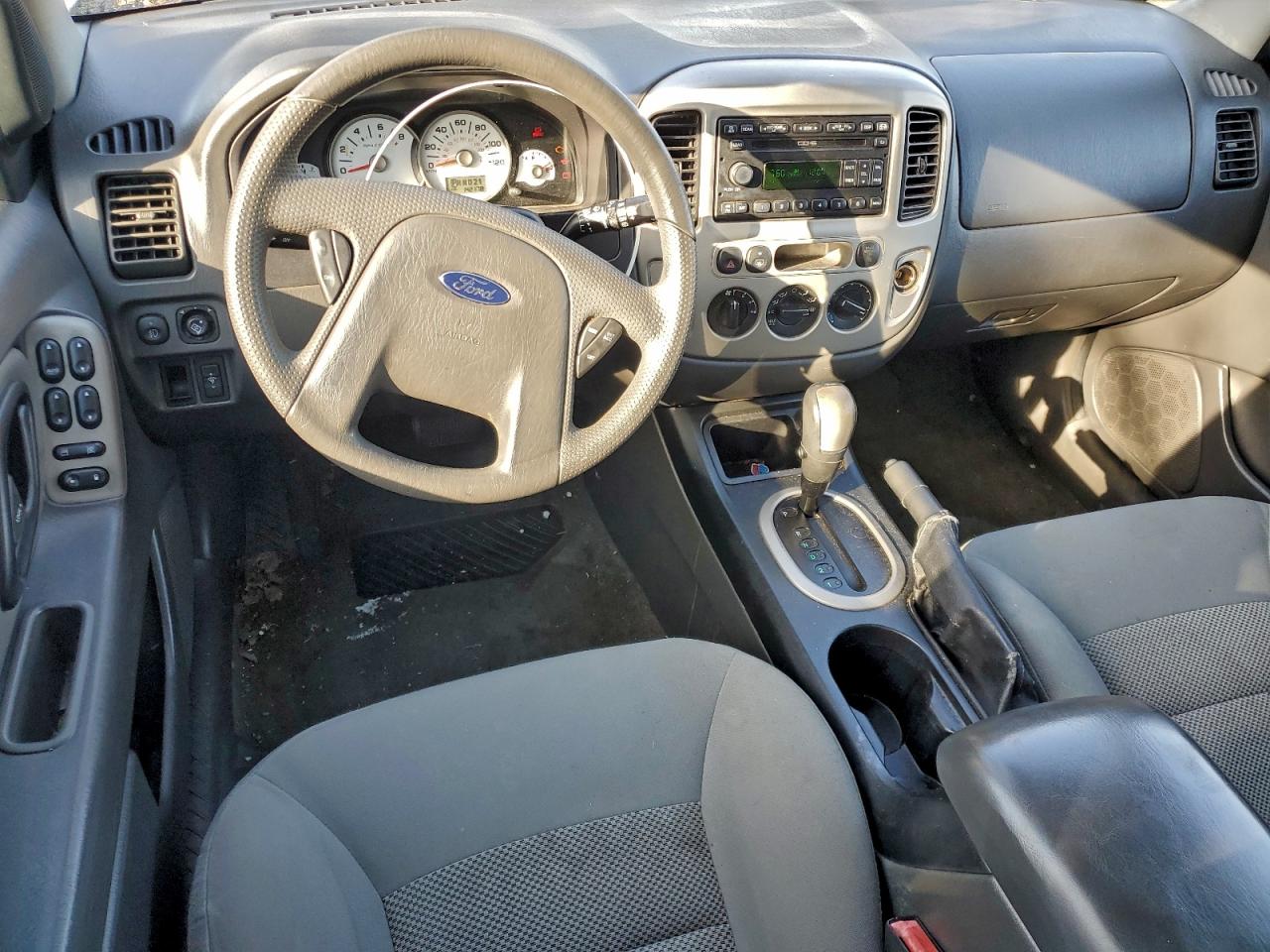 2006 FORD ESCAPE XLT photo 8