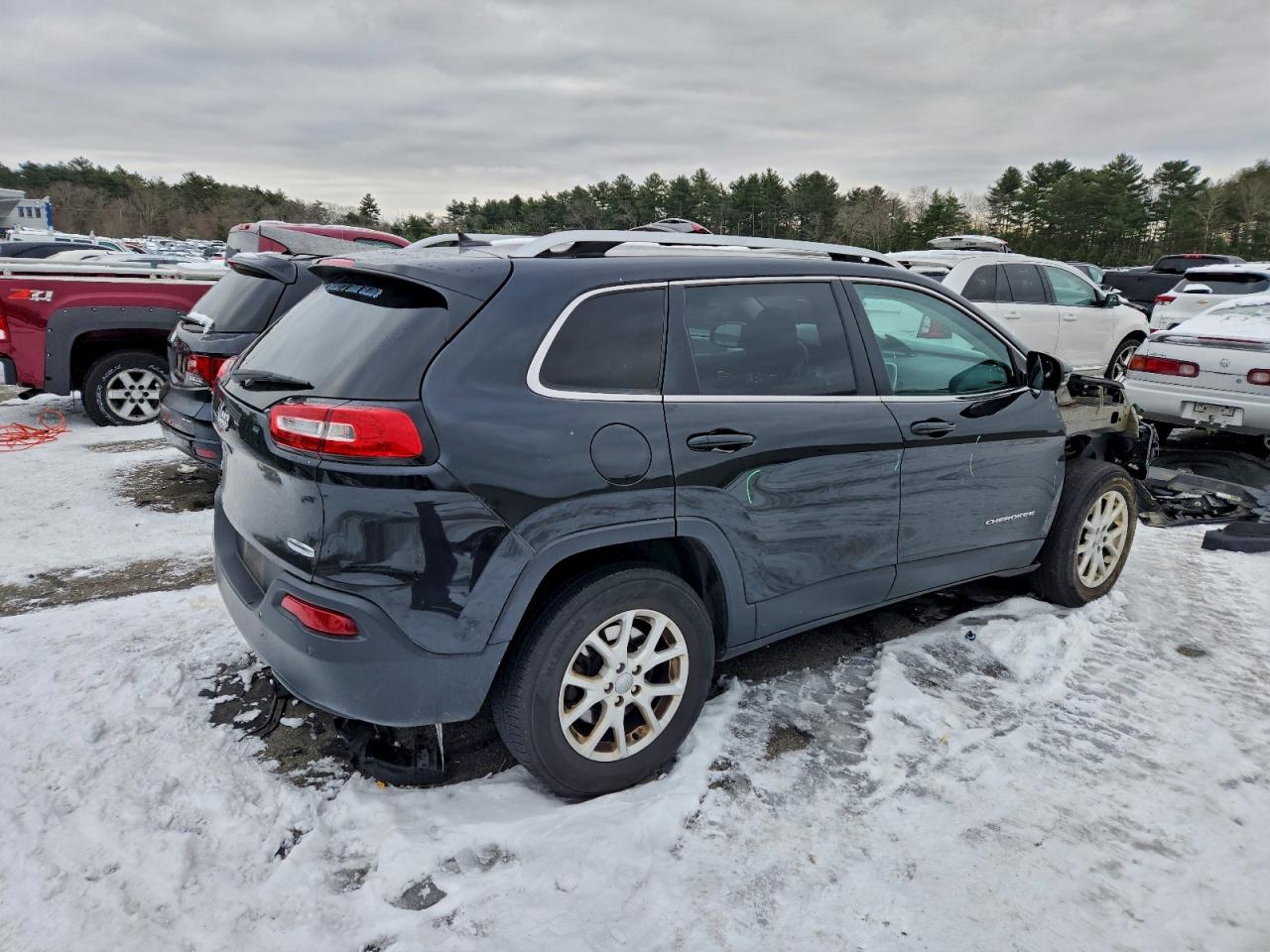 2016 JEEP CHEROKEE LATITUDE photo 3