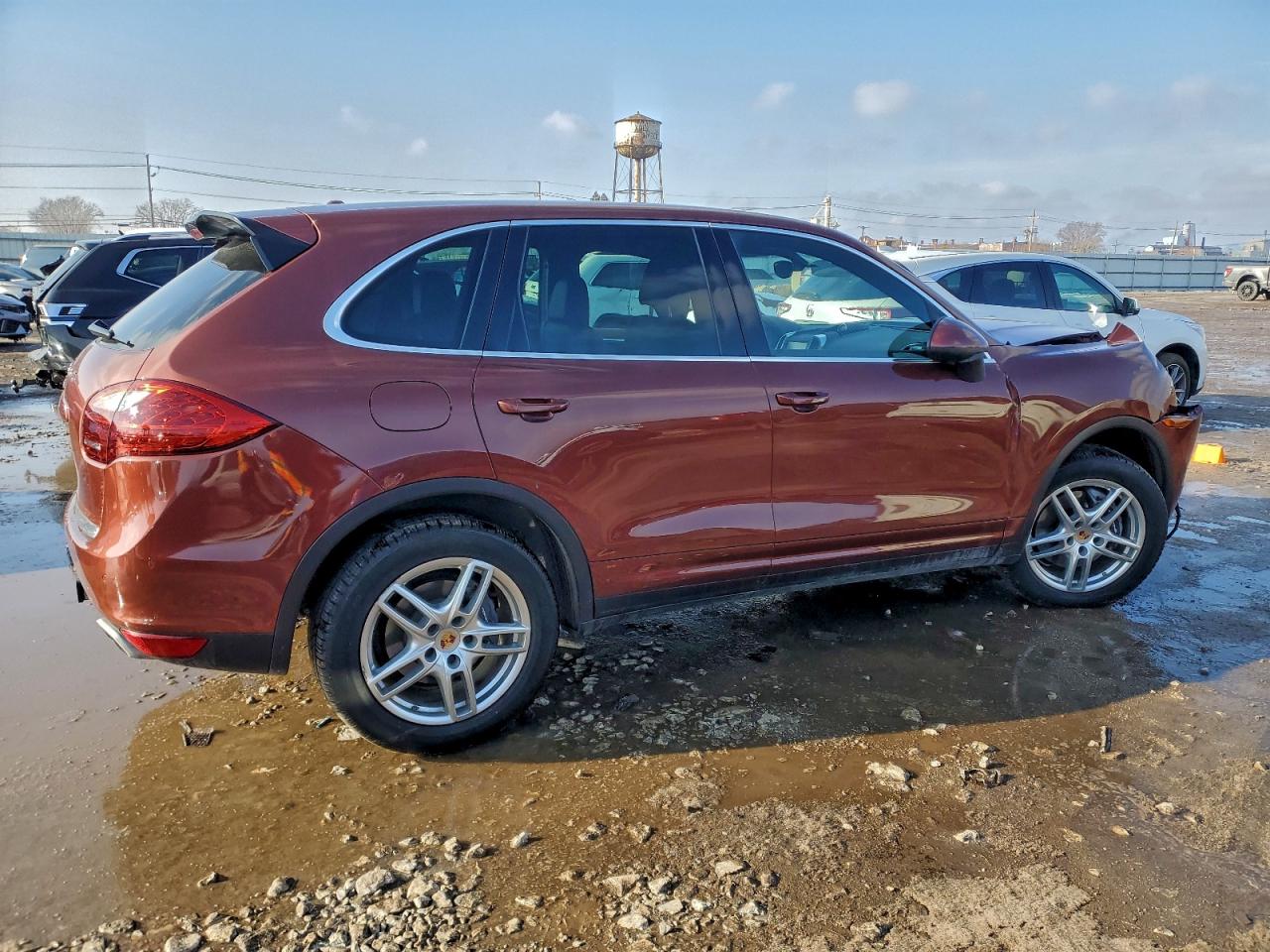 2013 PORSCHE CAYENNE photo 3