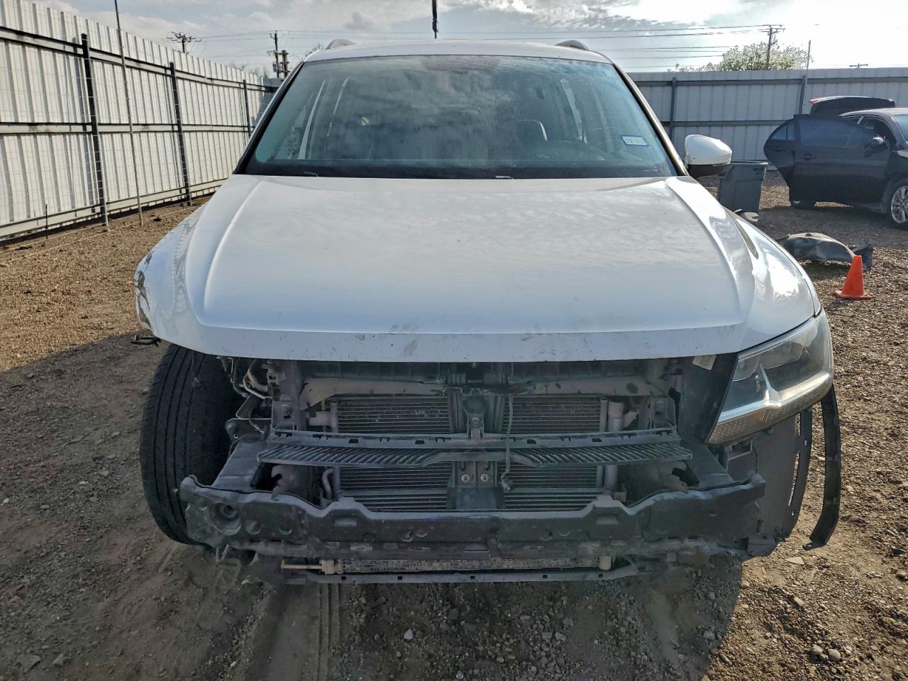 2020 VOLKSWAGEN TIGUAN SE photo 5