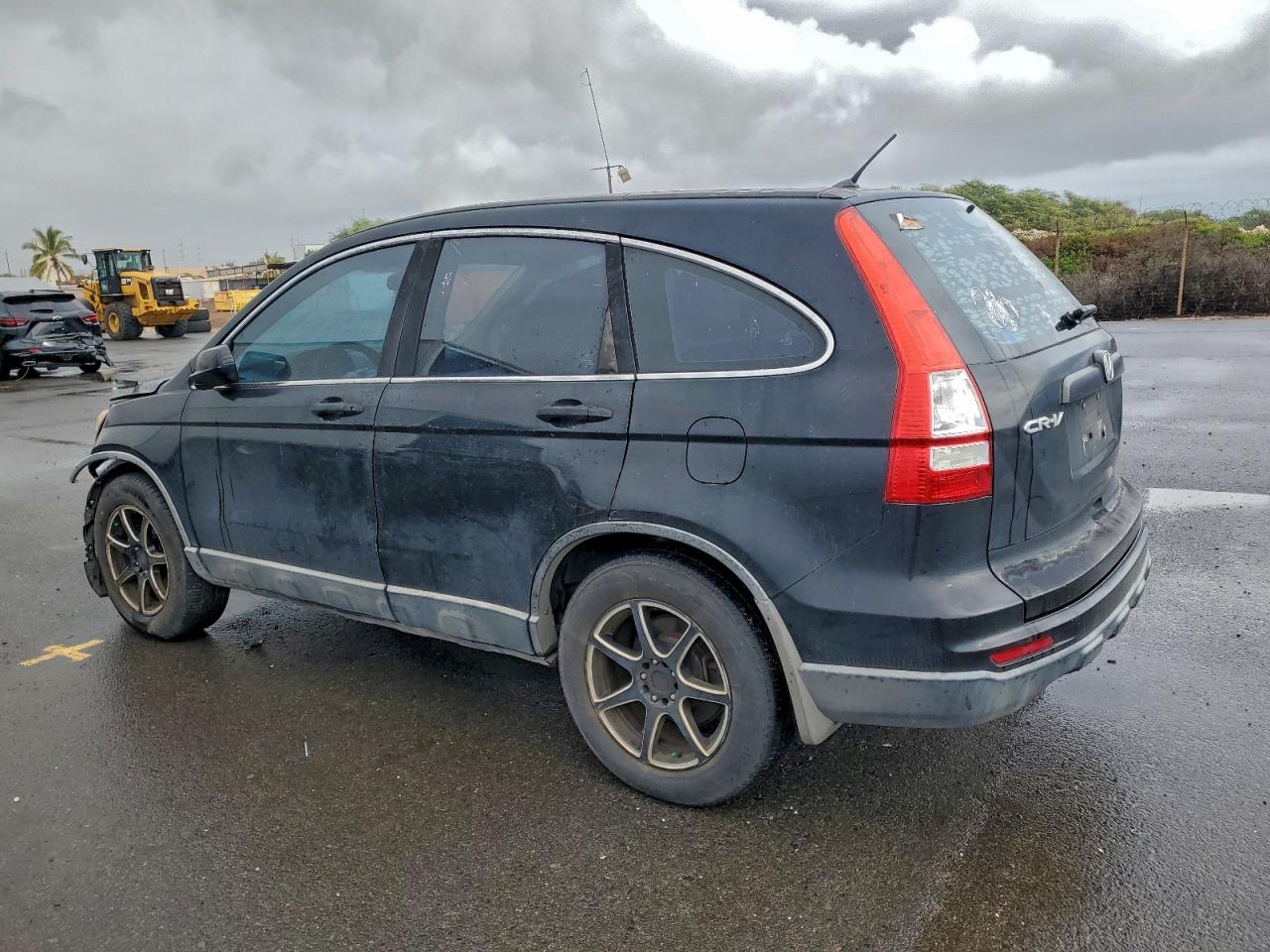 2010 HONDA CR-V LX photo 2