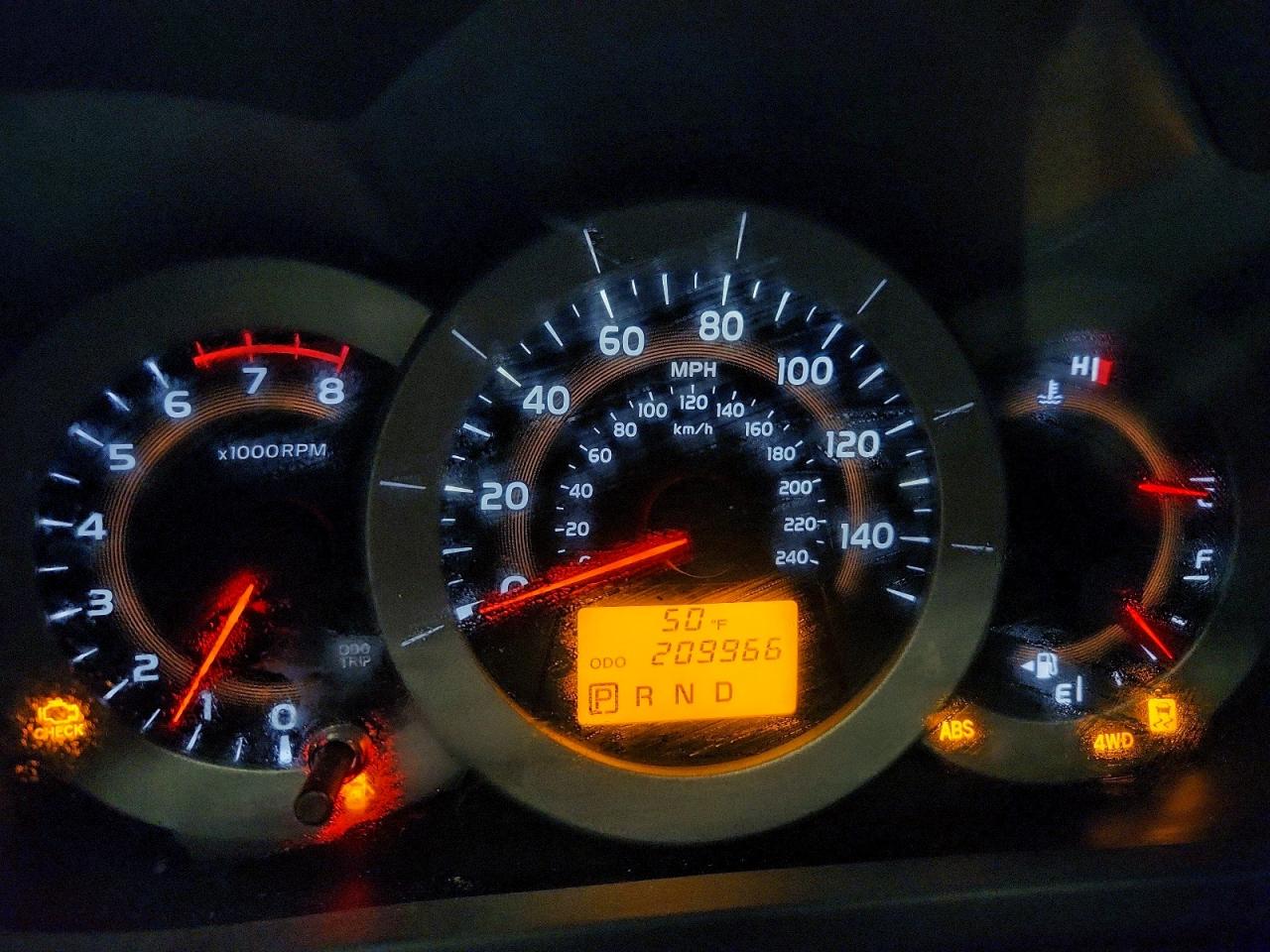 2010 TOYOTA RAV4 photo 9