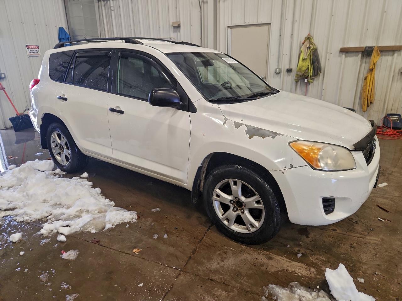 2010 TOYOTA RAV4 photo 4