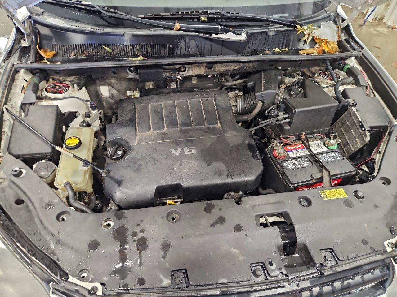 2010 TOYOTA RAV4 photo 12