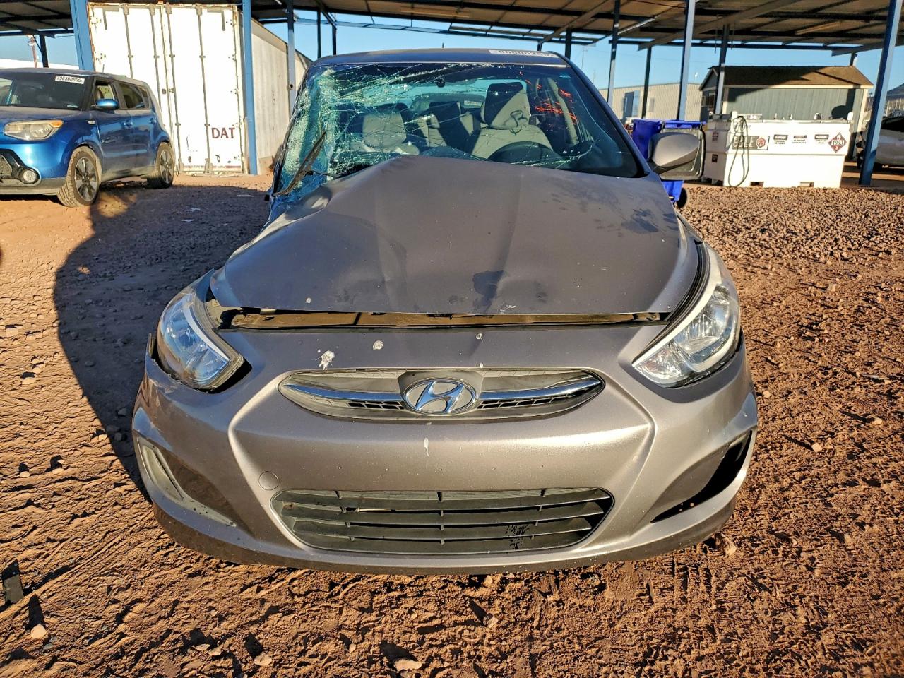 2017 HYUNDAI ACCENT SE photo 5