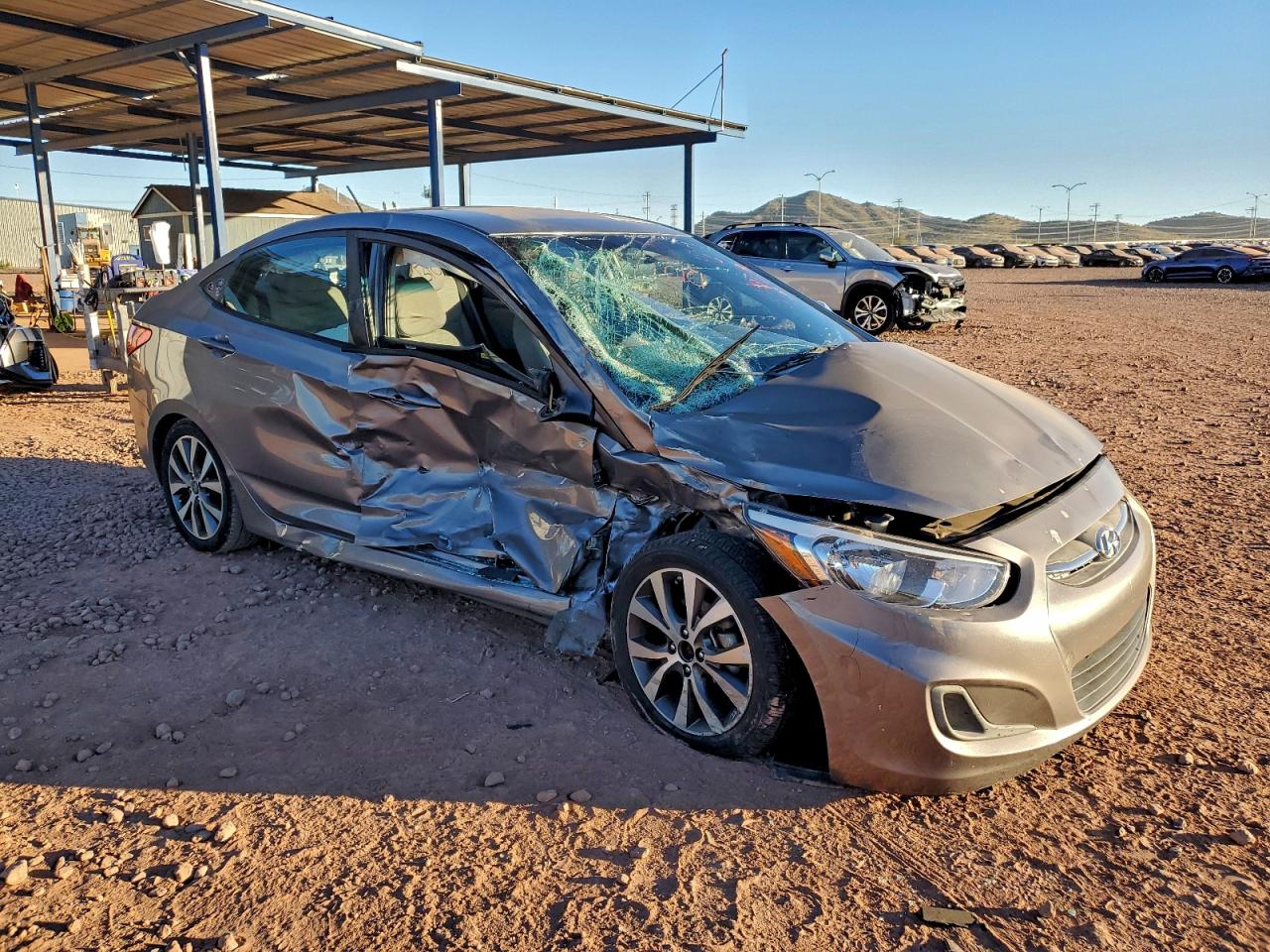 2017 HYUNDAI ACCENT SE photo 4