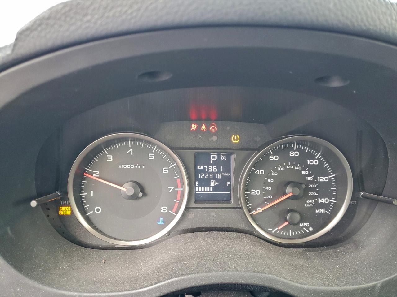 2015 SUBARU IMPREZA photo 9