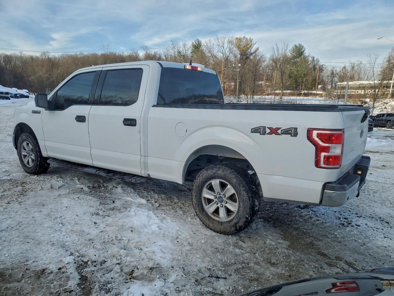 2018 FORD F150 SUPERCREW photo 2