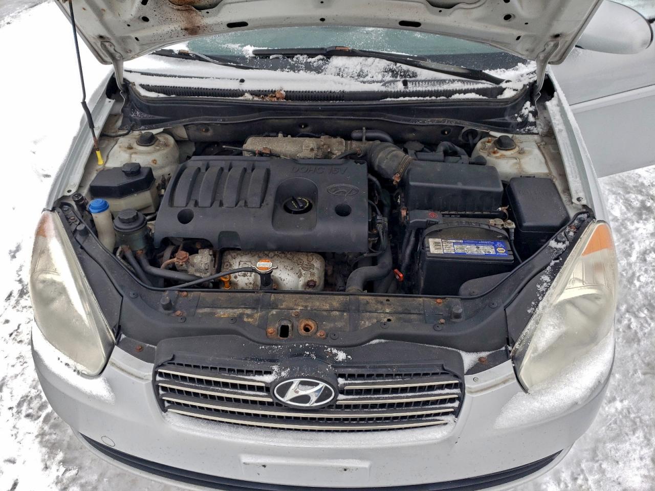 2009 HYUNDAI ACCENT GLS photo 11