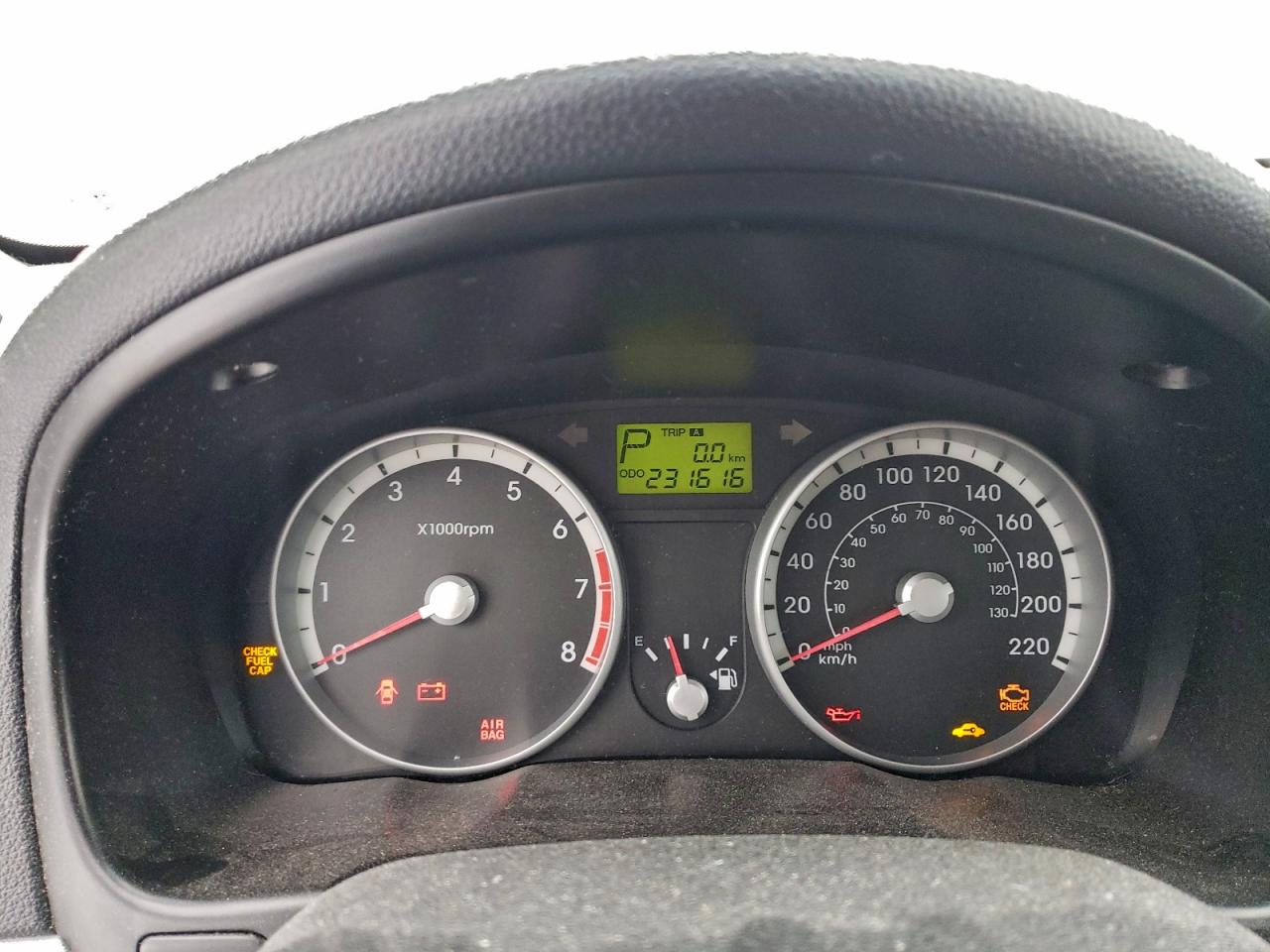 2009 HYUNDAI ACCENT GLS photo 9