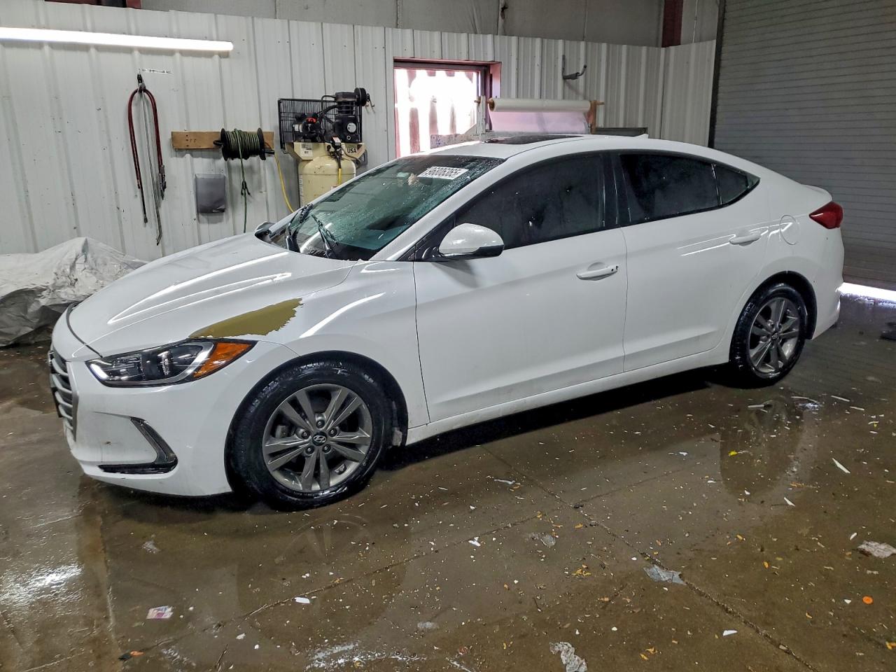 2017 HYUNDAI ELANTRA