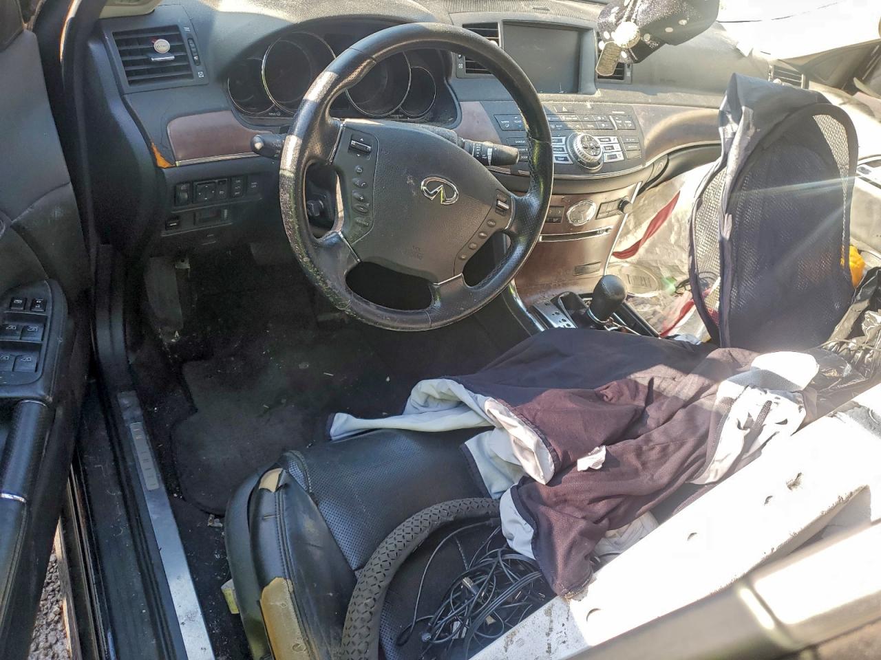 2010 INFINITI M35 BASE photo 8