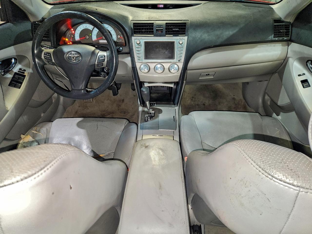 2007 TOYOTA CAMRY LE photo 8