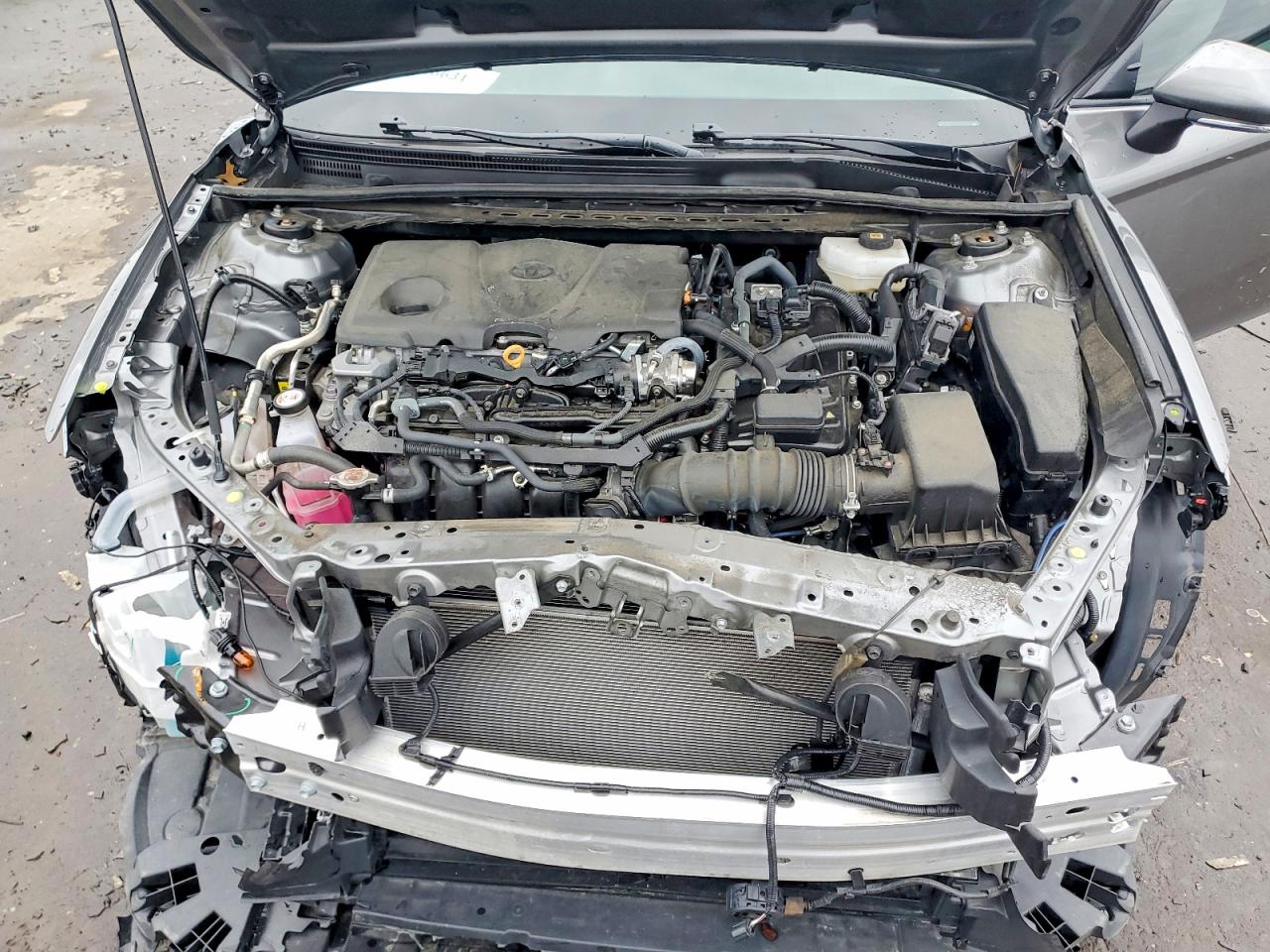 2025 TOYOTA CAMRY XSE photo 11