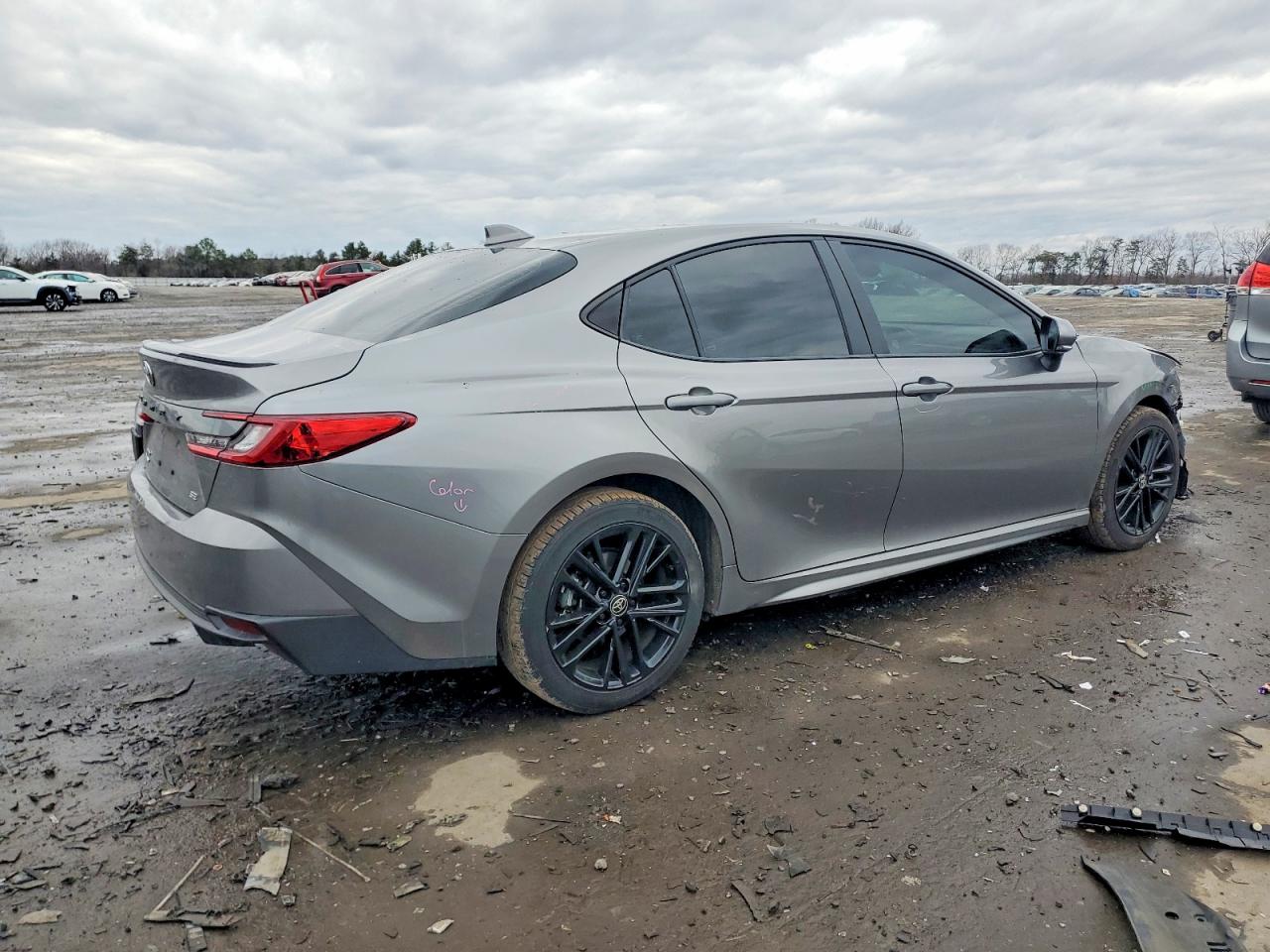 2025 TOYOTA CAMRY XSE photo 3