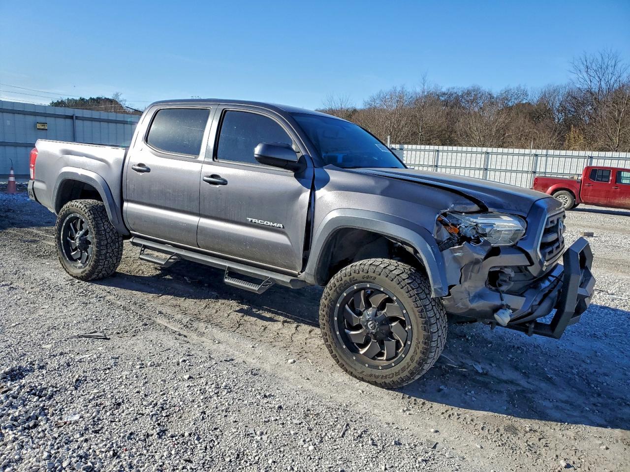 2017 TOYOTA TACOMA DOUBLE CAB photo 4