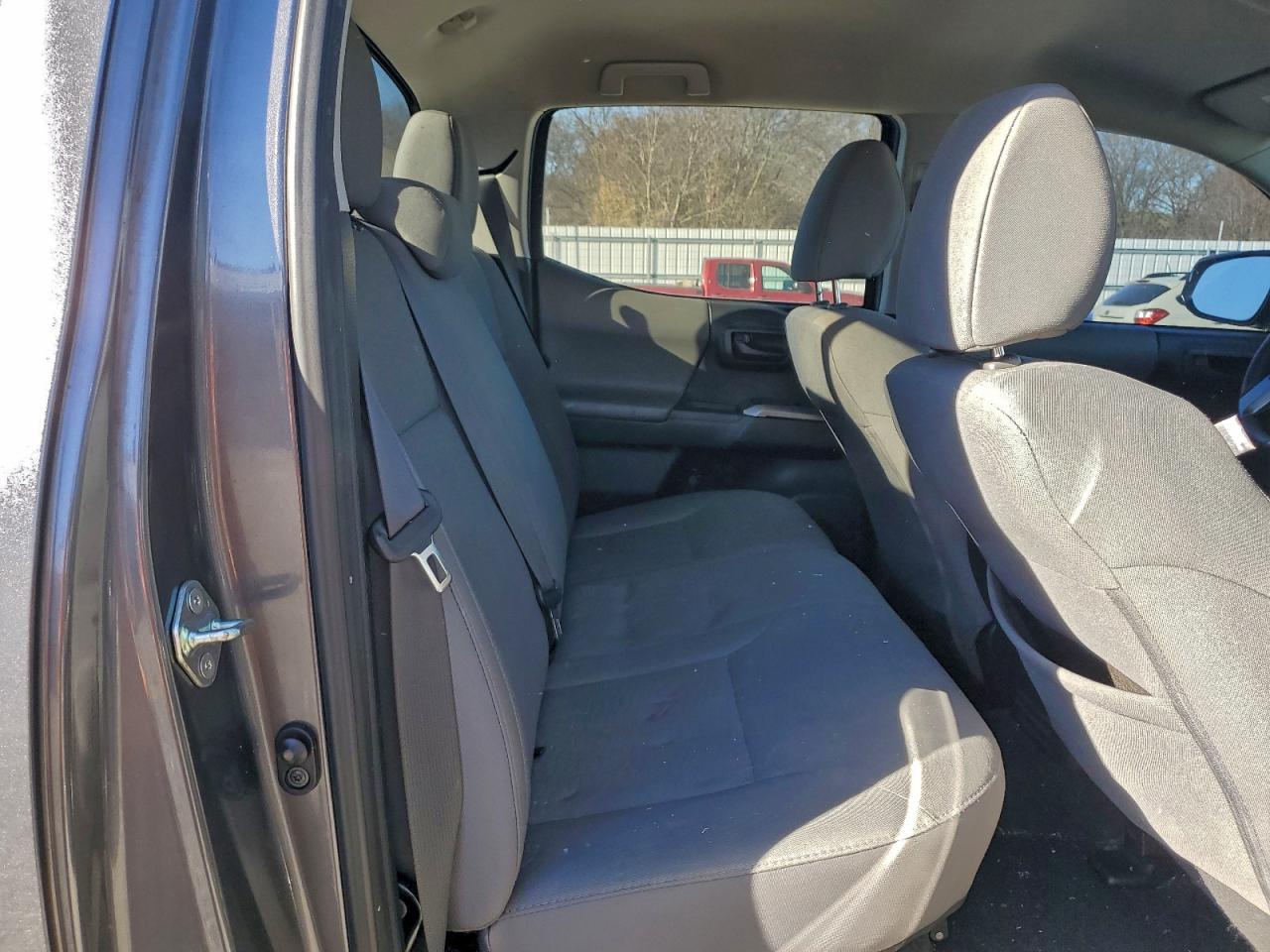 2017 TOYOTA TACOMA DOUBLE CAB photo 10
