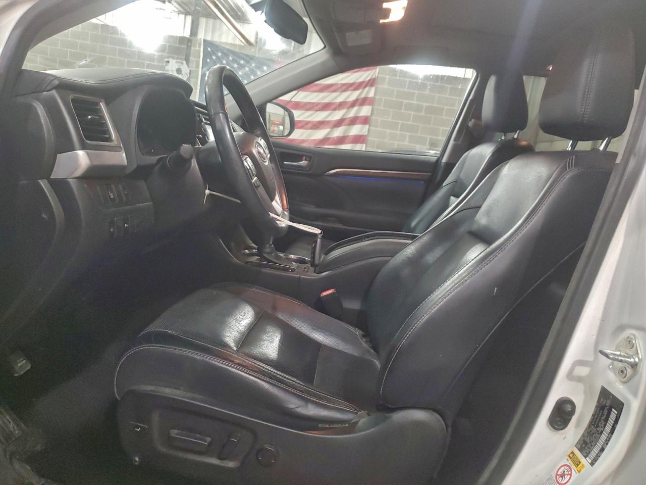 2016 TOYOTA HIGHLANDER LIMITED photo 7