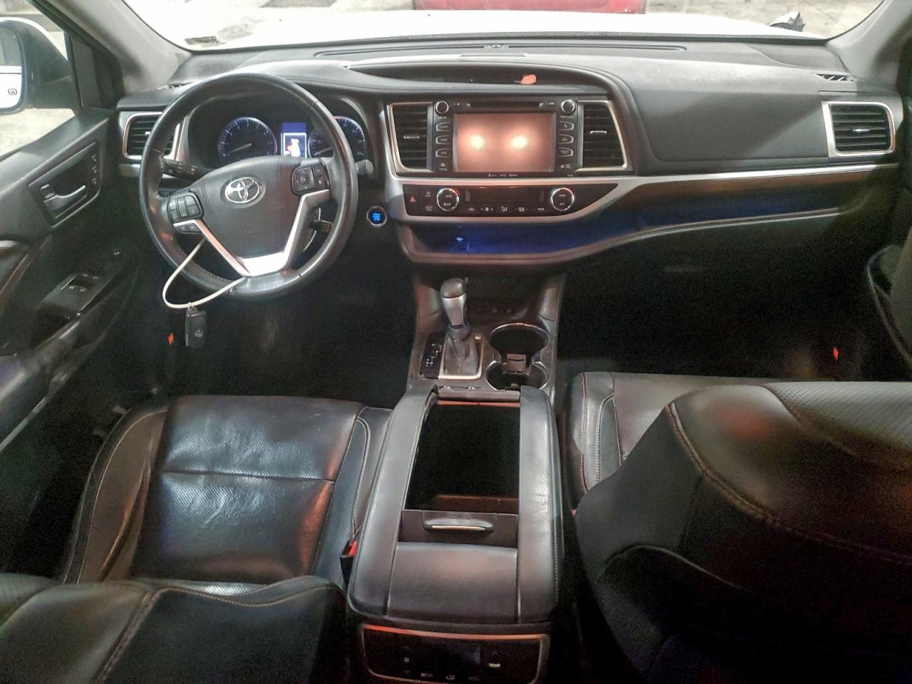 2016 TOYOTA HIGHLANDER LIMITED photo 8