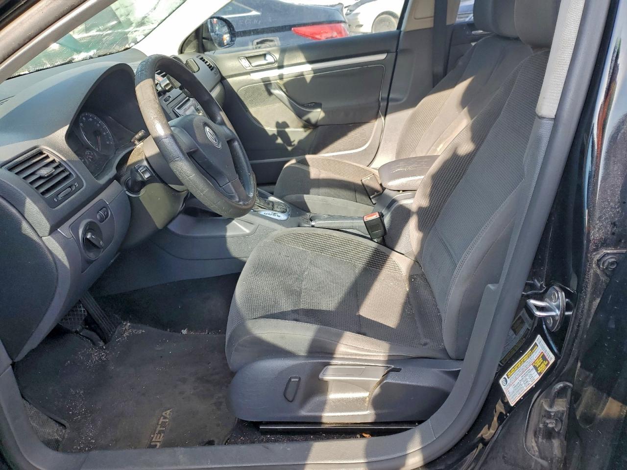 2009 VOLKSWAGEN JETTA S photo 7