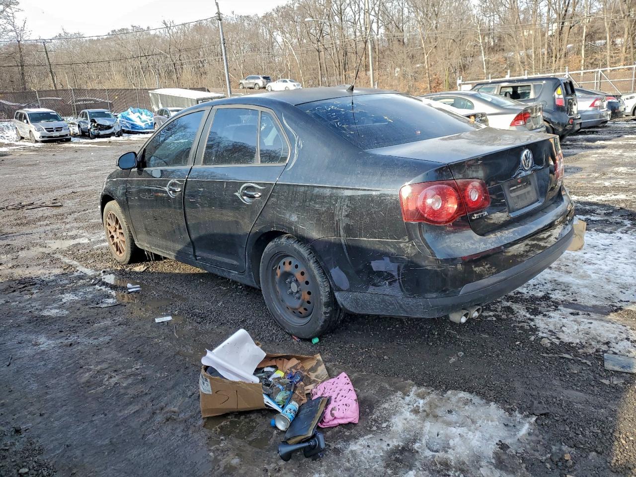 2009 VOLKSWAGEN JETTA S photo 2