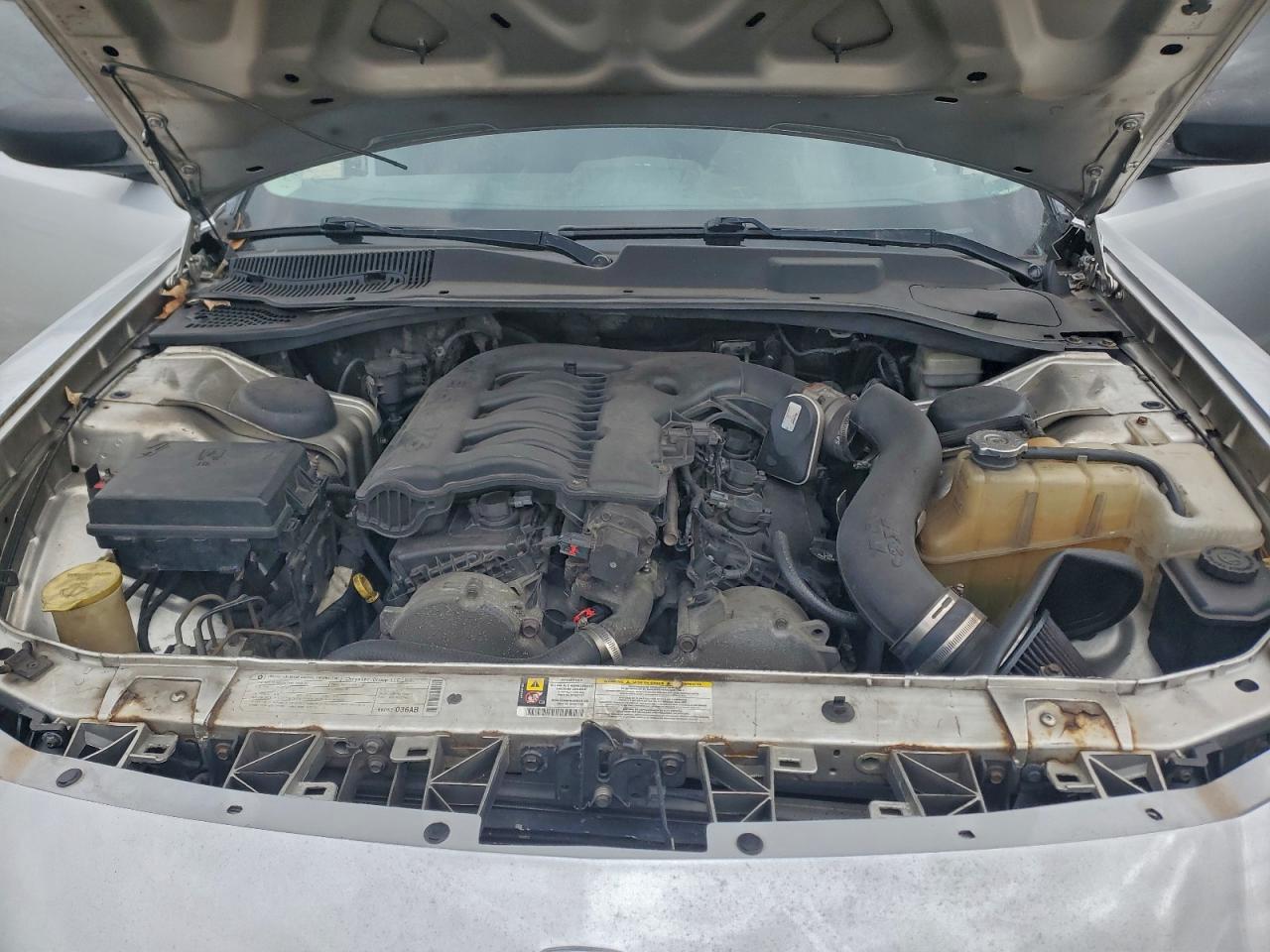 2010 DODGE CHARGER SXT photo 11
