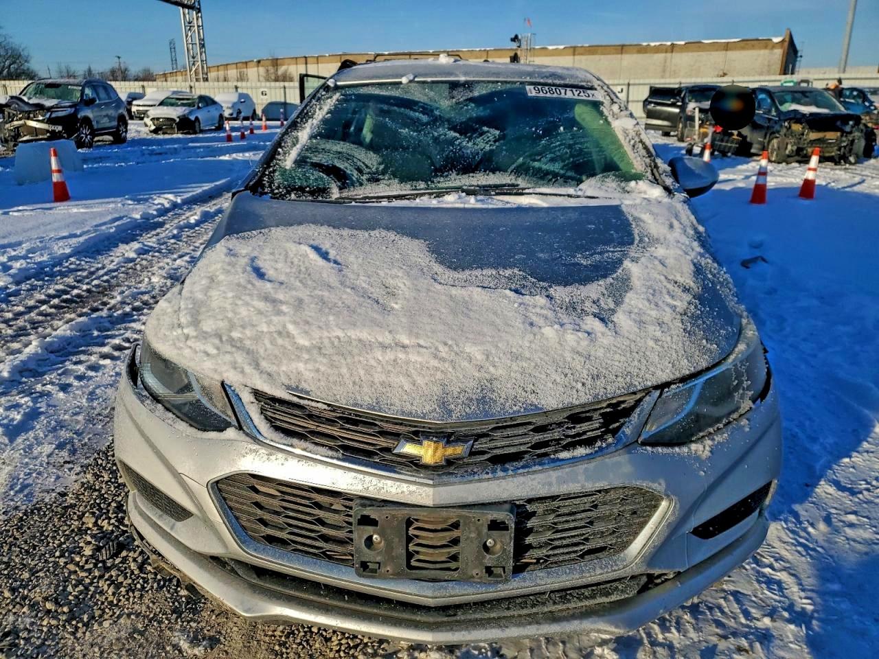 2017 CHEVROLET CRUZE LT photo 5
