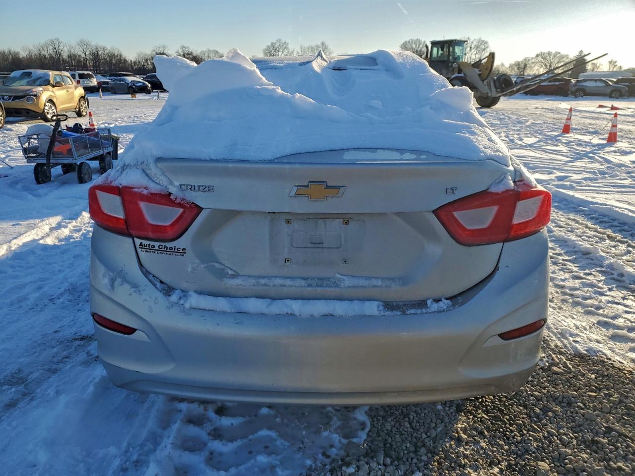 2017 CHEVROLET CRUZE LT photo 6