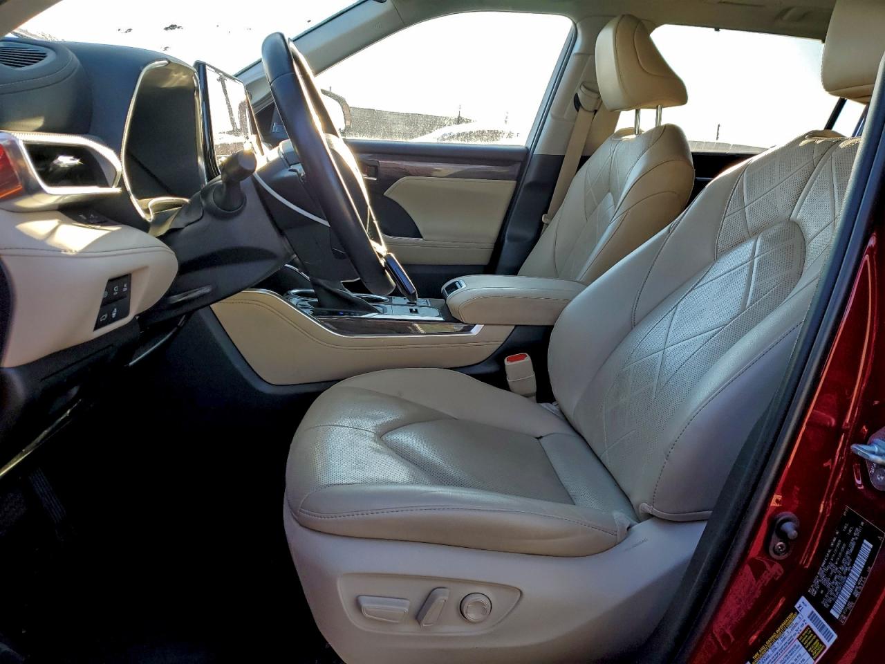 2023 TOYOTA HIGHLANDER HYBRID LIMITED photo 7