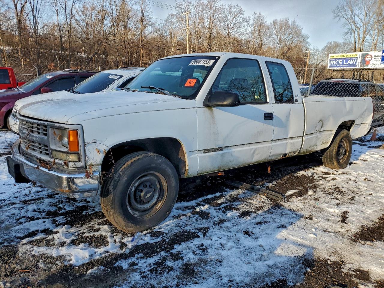 1998 CHEVROLET GMT-400 C2500 — SIDE damage — photo 1