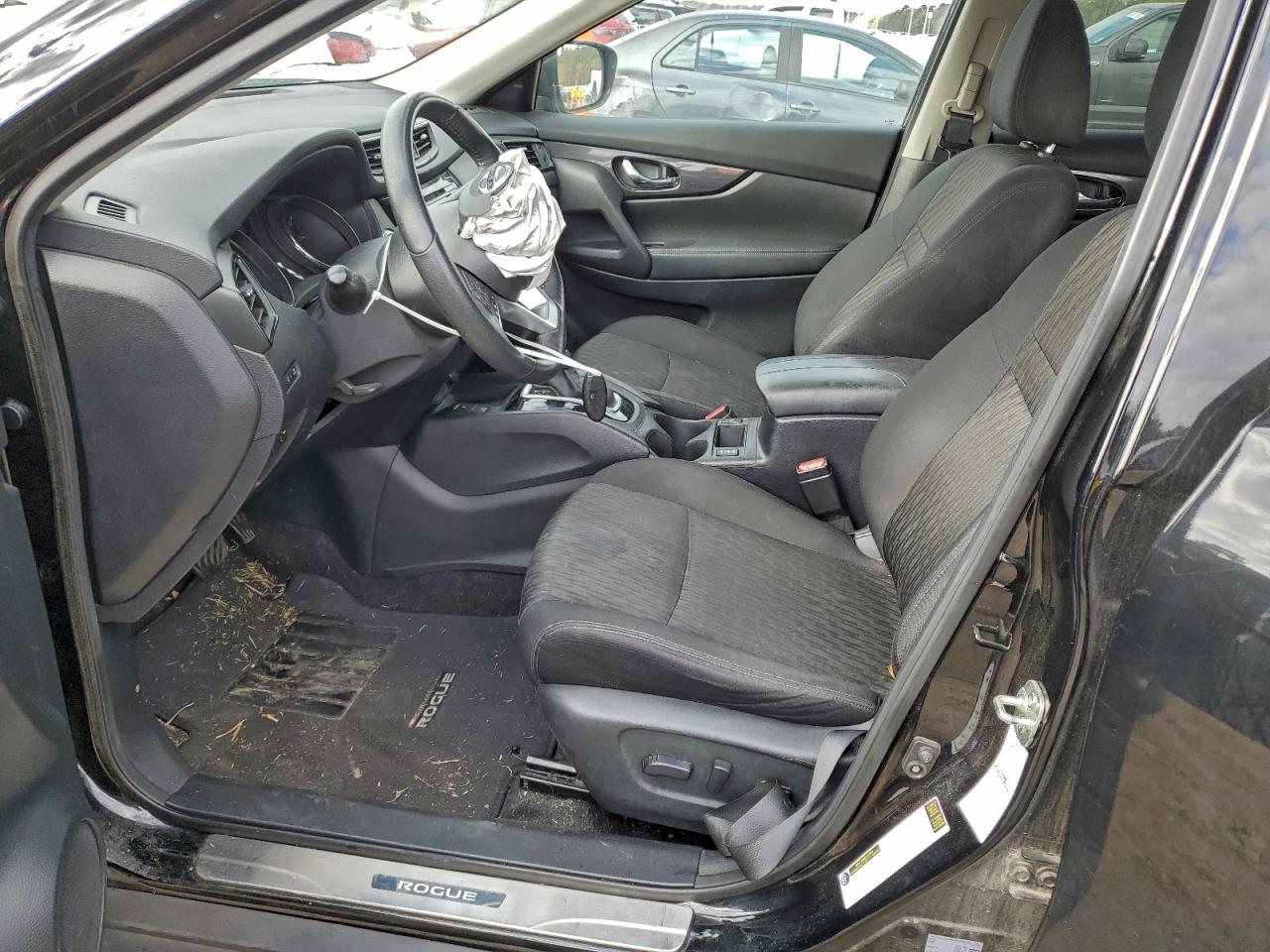 2019 NISSAN ROGUE S photo 7
