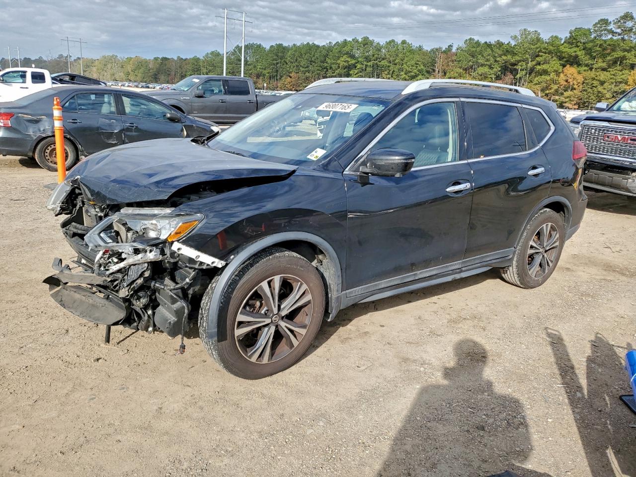 2019 NISSAN ROGUE