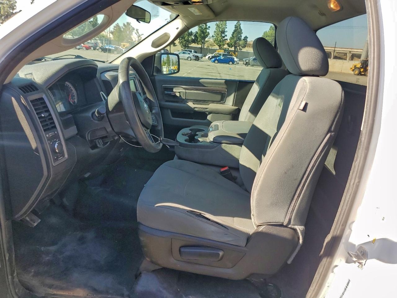 2019 RAM 1500 CLASSIC TRADESMAN photo 7