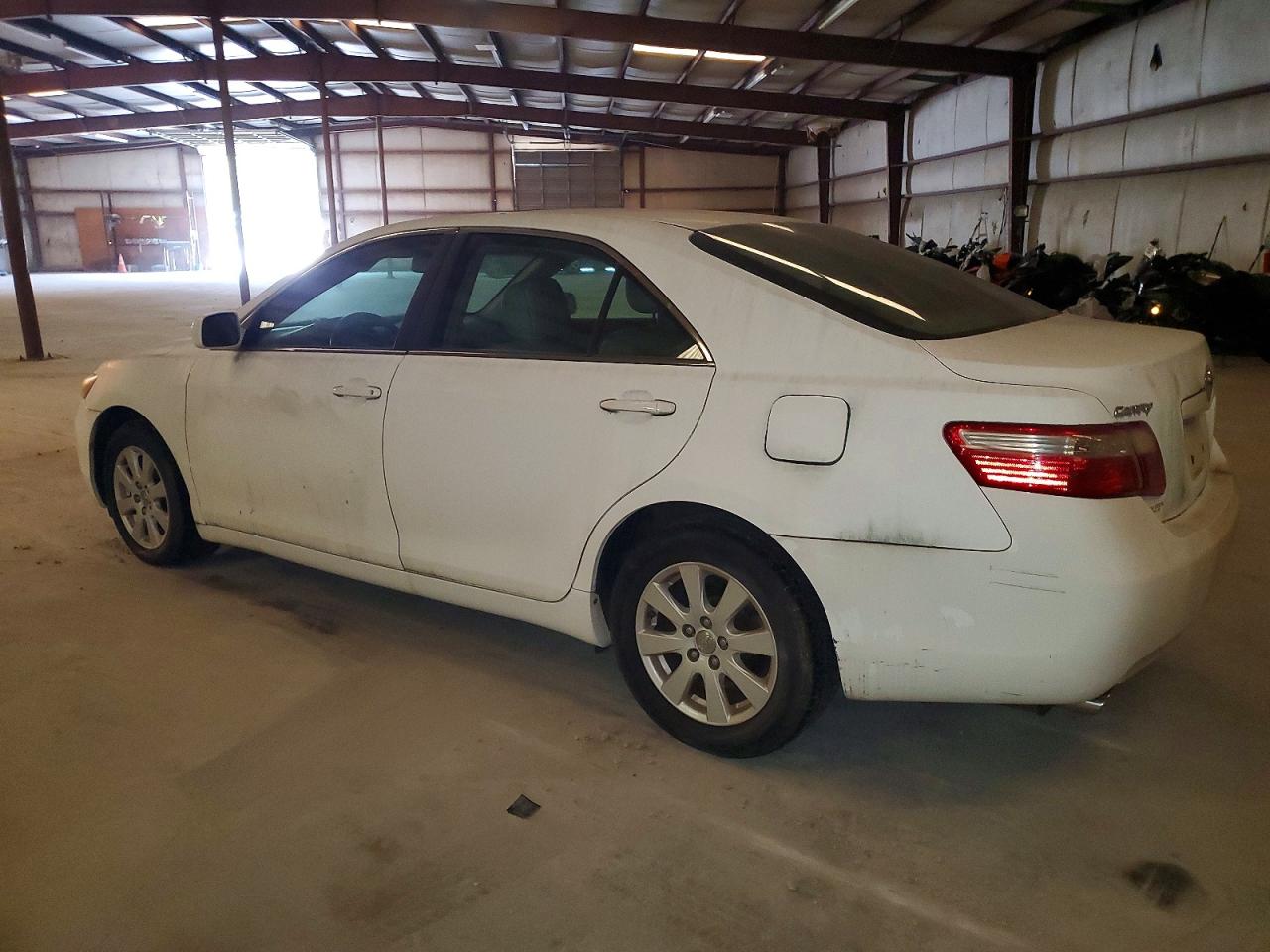 2007 TOYOTA CAMRY LE photo 2