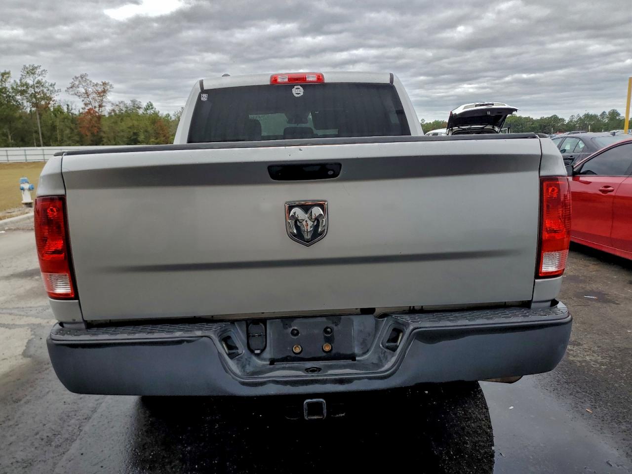 2014 RAM 1500 ST photo 6